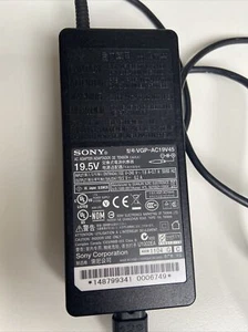 Original Sony VGP-AC19V45 laptop charger AC adapter power supply OEM - Afbeelding 1 van 3