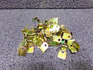 SQUARE D Aufsteck-Endklemme für GH-Kanal 9080GH11 (RC) - Bild 1 von 7