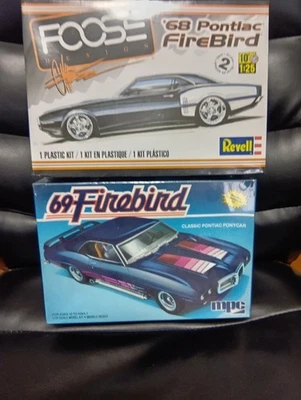 Revell 1/25 Pontiac Firebird 1968. MPC 1/25 Pontiac Firebird 1969. Set di 2... - Immagine 1 di 4