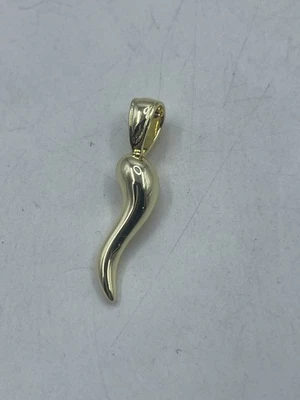 Colgante cuerno italiano unisex GLD enchapado en oro amarillo de 18 quilates Foto 1 de 4