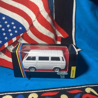 Schabak 1:43 Volkswagen Caravelle VW 1040 New In Box  White — 第 1/4 张图片