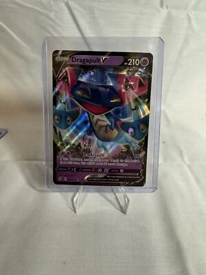Dragapult V 092/192 Swsh02: Rebel Clash Holo - Image 1 of 2