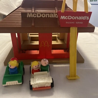 Vtg 1990's Fisher-Price Little People McDonald's Restaurant Complete Extras READ - Image 1 of 4
