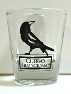 Cuervo Tradicional Schnapsglas Souvenir Krähe   - Bild 1 von 3