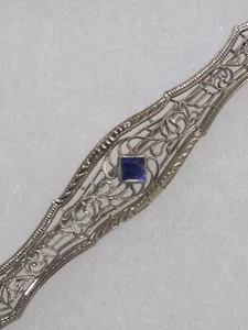 Vtg Krementz 10K White Gold Art Deco Filigree Synthetic Sapphire Bar Pin Brooch - Picture 1 of 18