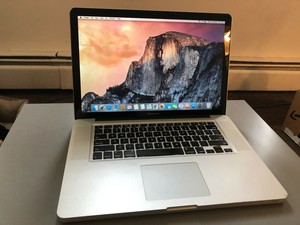 Apple MacBook Pro A1286  15.4" Laptop - MC373LL/A (April, 2010) NEEDS REPAIR