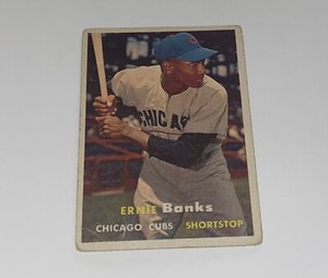 Ernie Banks Chicago Cubs 1957 Topps #55 Baseball Card