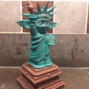 statue of liberty grogu mashup - Picture 1 of 5