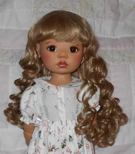 KEMPER SCARLETT Doll Wig SZ 12/13 FRT STRAWBERRY Long Loose Curls/Bangs (B) NWT - Picture 1 of 5