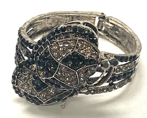 Vintage Glam & Glow Filigree Rhinestone Butterfly Clamper Watch Bracelet Quartz - Picture 1 of 8