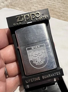 Briquet Vintage ZIPPO - «  Wien » - Picture 1 of 4