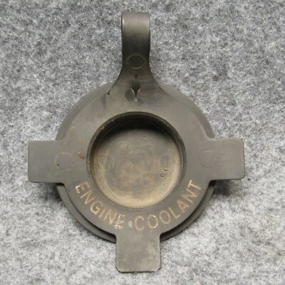 1992-1997 Oldsmobile Cutlass Supreme Engine Coolant Reservoir Cap Lid OEM 36753 - Image 1 of 3