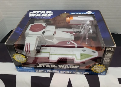 Remote Control Republic Fighter Tank STAR WARS The Clone Wars NEW D1 - Image 1 of 3