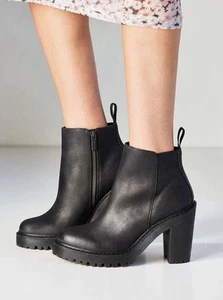 Doc Martens Magdalena Black Leather Bootie - Picture 1 of 8