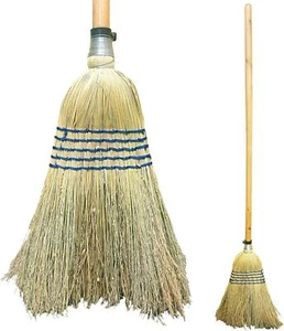 TRADITIONELLER HOLZSTROH MAISBESEN GARTEN KEHRSTALL HOFBÜRSTE - Bild 1 von 7