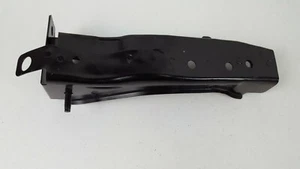 NEW 2013-2018 Chevrolet Trax Driver Left Radiator Core Support Bracket Genuine - Picture 1 of 4