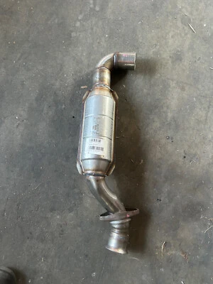 Convertidor catalítico NOS APE645137 30668 NEM5100 para Alfa Romeo - Fiat - Lancia Foto 1 de 4