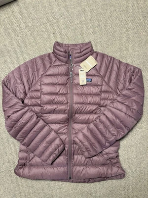 🔥NWT $279 PATAGONIA  Woman’s Down Sweater Jacket Size M Dulse Mauve - Image 1 of 4