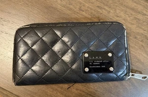 L.A.M.B.  GWEN STEFANI LEDER GELDBÖRSE GESTEPPT UMLAUFENDER REISSVERSCHLUSS DESIGNER DISTRESSED - Bild 1 von 17