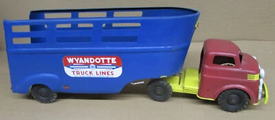 Semirremolque Wyandotte Truck Lines restaurado acero prensado juguete antiguo Foto 1 de 4