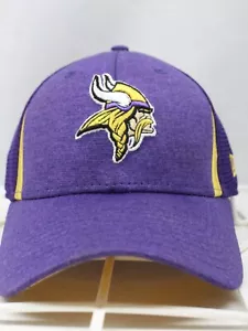 NFL Viking Ball Cappellino Viola Taglia Small/Medium Molto Bello 39Thirty - Foto 1 di 6