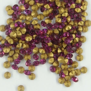 1100 PP30 F *** 40 Swarovski Strasssteine konischer Boden Ref. 1100 PP30 (3,80mm) FUCHSIA - Bild 1 von 4