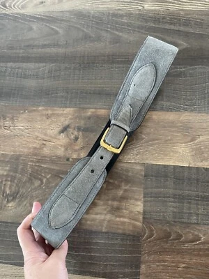 Cinturón I. MAGNIN Hecho en Italia Gris Gamuza Talla 32 Foto 1 de 4