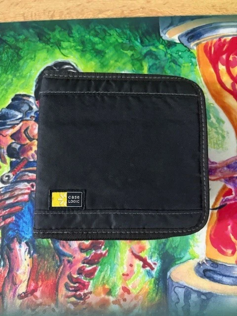 PORTA CD CD-ROM DVD TESSUTO NERO CASE LOGIC OTTIME CONDIZIONI - Immagine 1 di 3