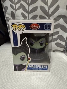 Funko Pop! Disney Maléfica #09 Abovedado Rojo Logo Abovedado Auténtico con Estuche Rígido - Imagen 1 de 11