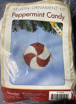 Sonnenaufgang Pailletten Weihnachtsschmuck Set Pfefferminz Süßigkeiten 4er Set. 3 1/2" Durchmesser - Bild 1 von 4