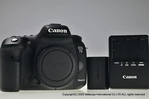 Canon EOS 7D Mark II 20.2MP Digital Camera Body Excellent - Picture 1 of 8