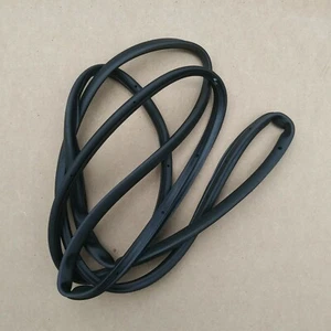 16-19 CHEVROLET VOLT front Door RIGHT Side DOOR SEAL WEATHERSTRIP RUBBER, g143 - Bild 1 von 2