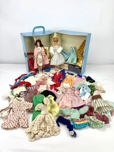 Vintage Barbie Bubblecut & Stephie TLC Lot mit Koffer und Tonnen Kleidung 60er Jahre - Bild 1 von 24