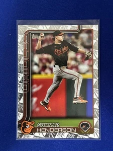 Gunnar Henderson 2025 Topps Series 1 #65 Spring Training Parallel Orioles - Bild 1 von 3