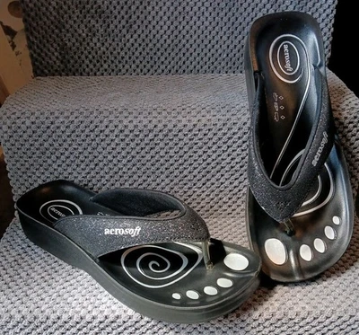 Aerosoft Gliteratti Flip Flop Sandals Size 38 / US 7.5, Black, Silver, Orthotic - Image 1 of 4