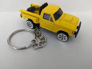 Yellow Ford F-150 1995 1996 1997 Key Chain Key Ring Brand silver Rims LD - Picture 1 of 2