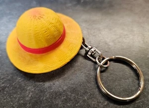 One Piece Anime Manga Affe D Luffy Stroh Mütze geformter Kunststoff Schlüsselring UK Verkäufer - Bild 1 von 7