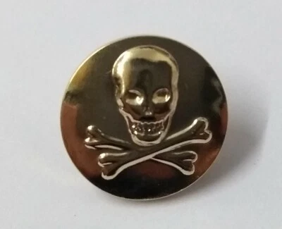 Skull & Crossbones Flat Rig Back Blazer Buttons London Button & Badge Company  - Image 1 of 2