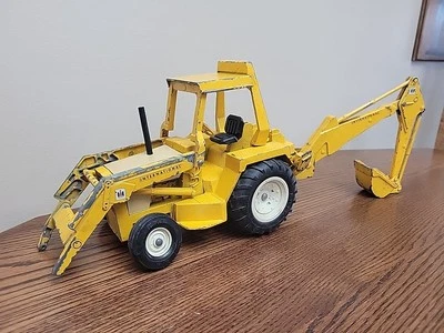Vintage Ertl 1/16 International Harvester Tractor Loader Backhoe Diecast 1970s - Image 1 of 4