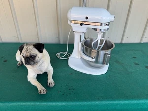KitchenAid Hobart Model K5-A White 10 Speed Lift Stand Mixer - Picture 1 of 16