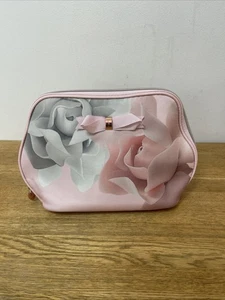 Ted Baker ladies pink floral makeup bag/ wash bag - Picture 1 of 10