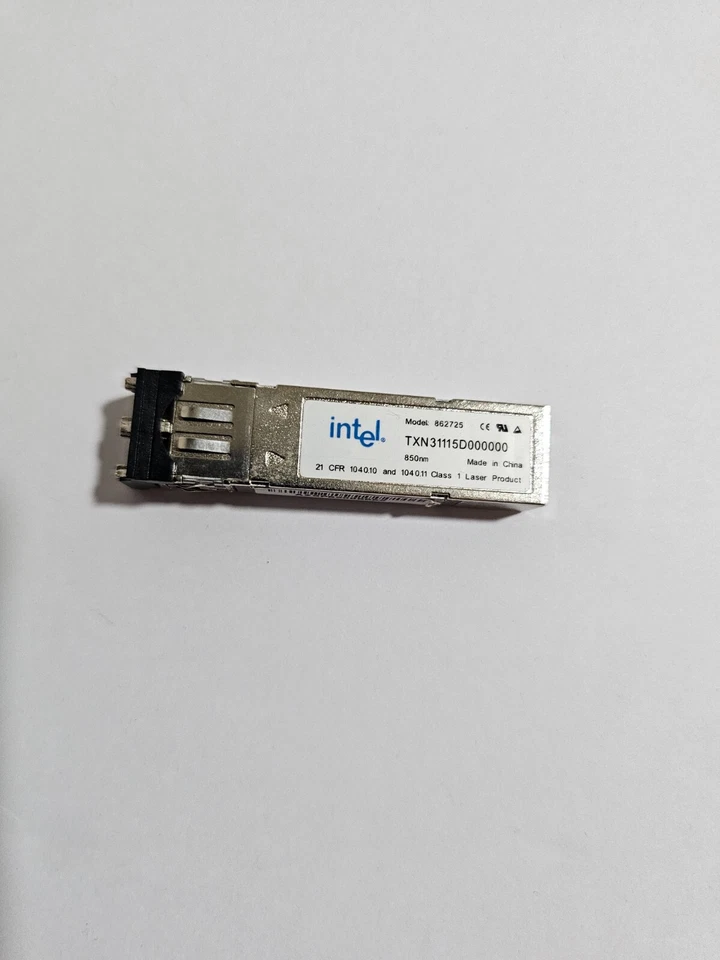 Transceptor Intel TXN31115D0000 SFP 850nm 4GB SW-GBIC 1000B-SX 862725 Foto 1 de 1