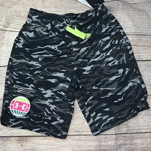 Under Armour Boys Rival Fleece Animal Shorts NEW Youth - Picture 1 of 1