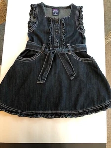 Paper Denim & Cloth Mädchen ärmelloses Jeanskleid mit Seitentaschen & Rüschen (6) NEU - Bild 1 von 6