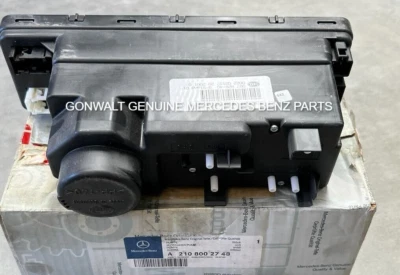 Mercedes Benz Genuine CLK320 E320 1998-2003 Vacuum Pump 2108002748 - Image 1 of 3