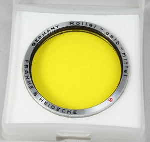 ROLLEI BAY lll MITTEL GELB YELLOW FILTER FOR 2.8 ROLLEIFLEX W CASE CLEAN GLASS - Picture 1 of 3