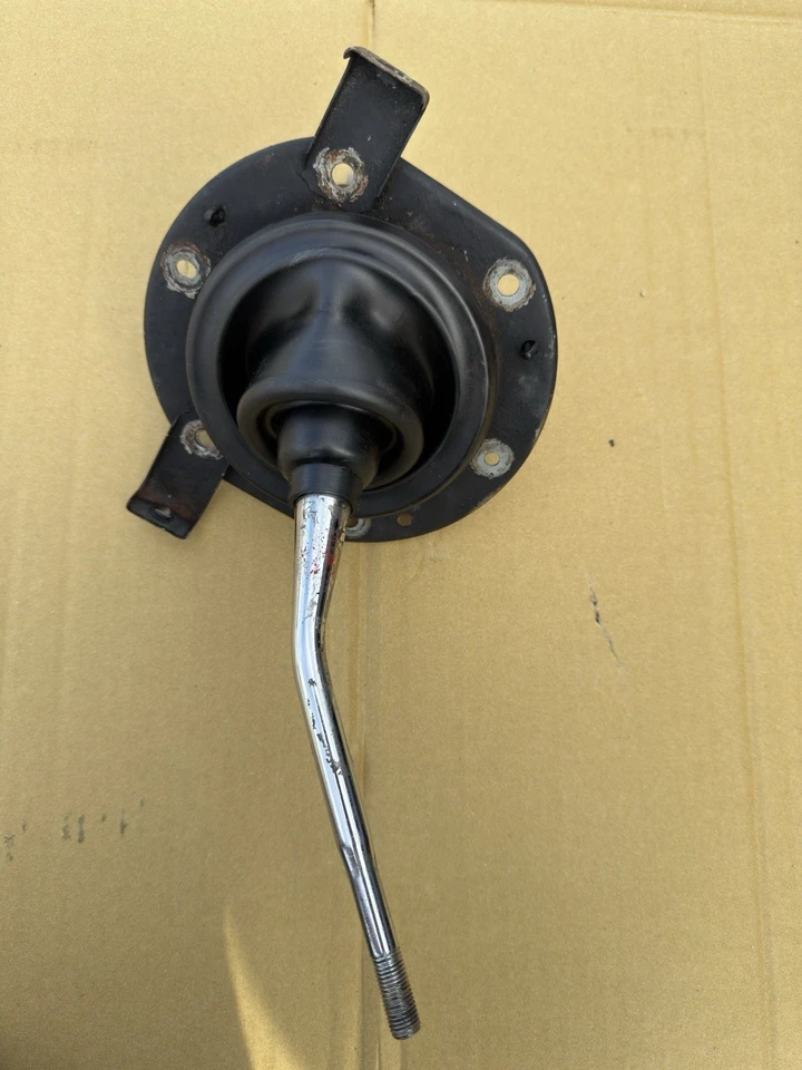 1986-1993 Mazda B2000 B2200 B2600 OEM МЕХАНИЧЕСКАЯ КОРОБКА ПЕРЕДАЧ ПЕРЕКЛЮЧАТЕЛЬ - Изображение 1 из 4