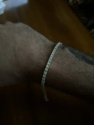 bracciale tennis in oro 18 carati e diamanti - Immagine 1 di 4