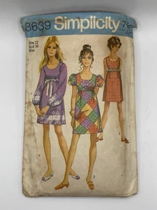 Simplicity 1969 Sewing Pattern #8639 Empire Waist Dress Size 12 Bust 34 Hip 36 - Bild 1 von 2