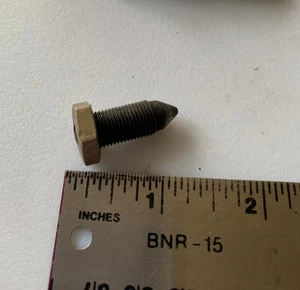 Singer 15-90 Sewing Machine Part (1948) - 125344 Pivot Stud & Nut - Picture 1 of 3